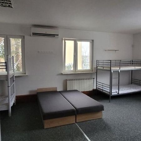 Amidi Hostel Piaseczno Piaseczno  Εξωτερικό φωτογραφία